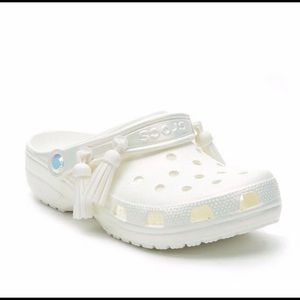 CLASSIC IRIDESCENT FESTIVAL CROCS